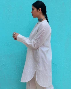 Adaag Cotton Kurta - Safed
