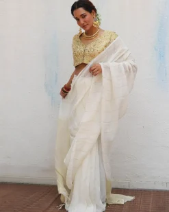 Ammini Handwoven Linen Zari Saree - Onam