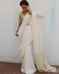 Ammini Handwoven Linen Zari Saree - Onam
