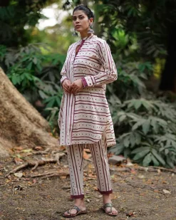 Bhanwar Si Tu Ivory Block Printed Cotton Kurta set - WW