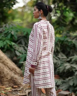 Bhanwar Si Tu Ivory Block Printed Cotton Kurta set - WW