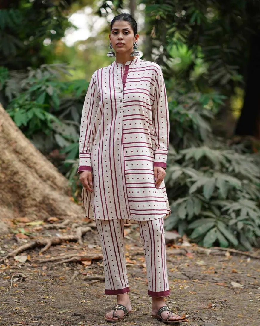 Bhanwar Si Tu Ivory Block Printed Cotton Kurta set - WW