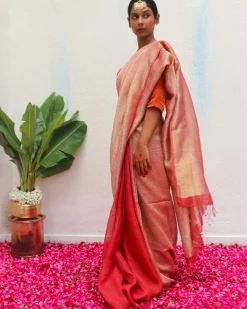 Bibha Maroon Handwoven Linen Zari Saree - Eknoor