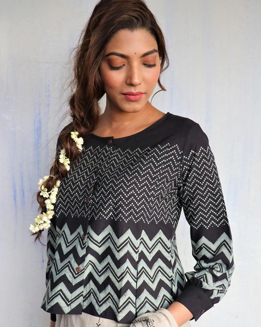 Black Block Printed Crop Top Blouse