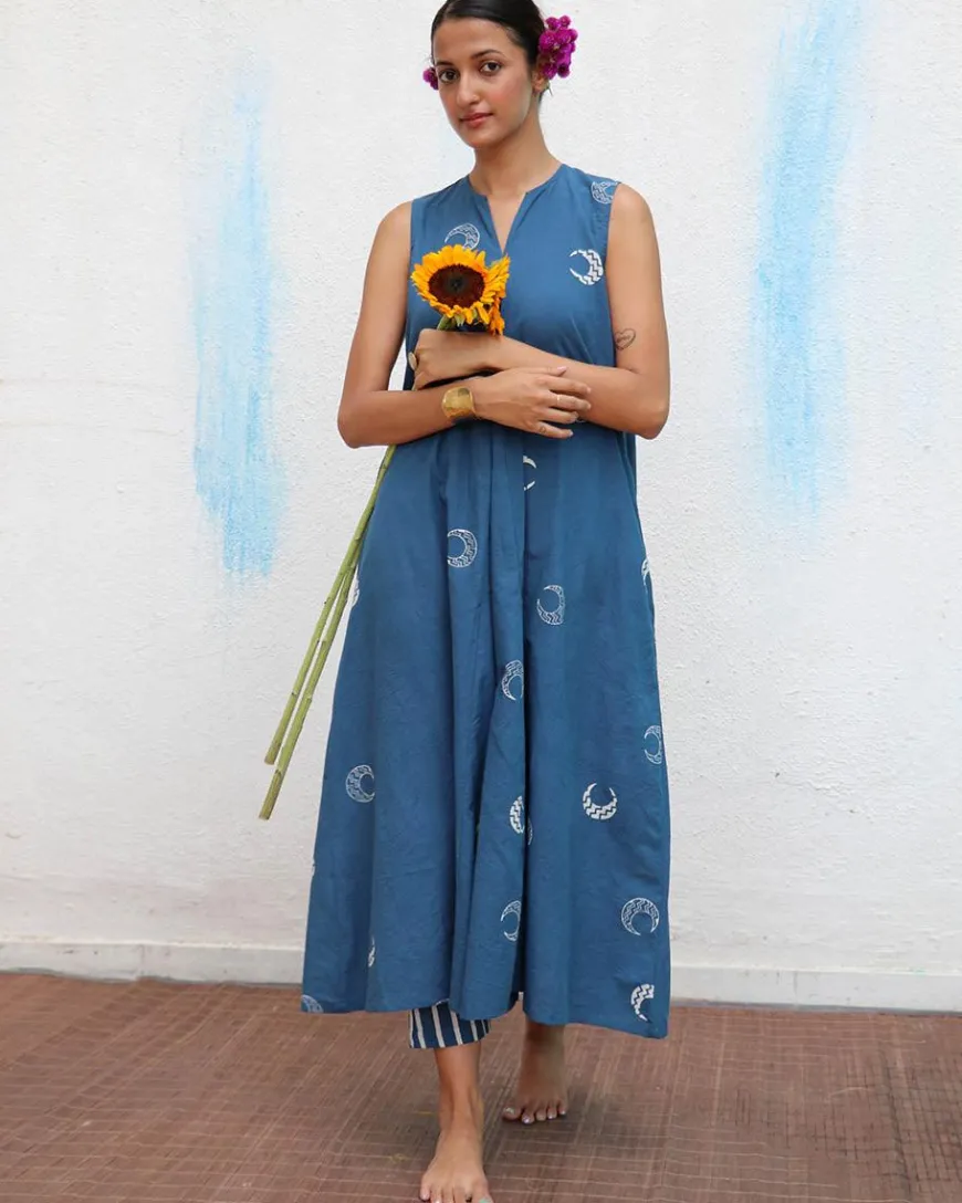 Chandramallika Block printed Cotton Kurta Set - Flower Girl