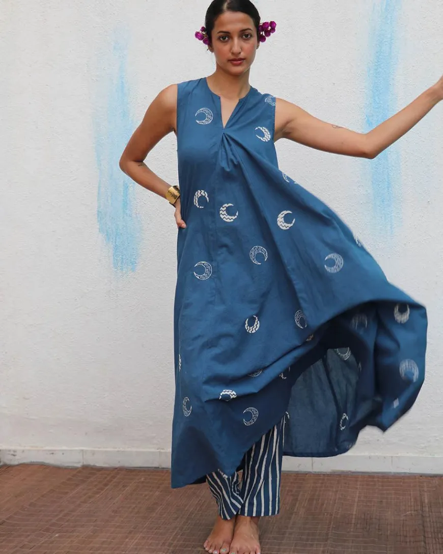 Chandramallika Block printed Cotton Kurta Set - Flower Girl