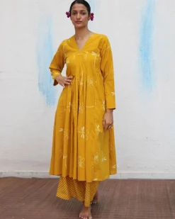 Dahliya Block printed Cotton Kurta Set - Flower Girl