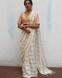 Devaki Handwoven Linen Zari Saree - Onam
