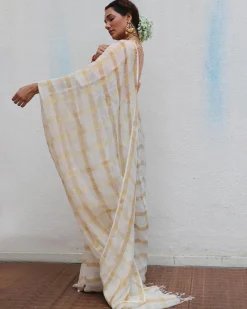 Devaki Handwoven Linen Zari Saree - Onam