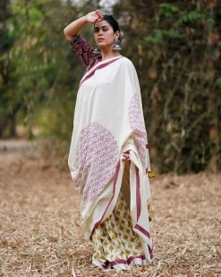 Dil-Navaaz Ivory Block Printed Cotton Saree - WW