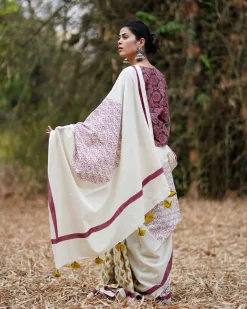 Dil-Navaaz Ivory Block Printed Cotton Saree - WW