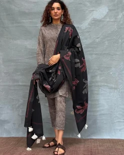 Drifting Through Dawn Blockprinted Cotton Dupatta
