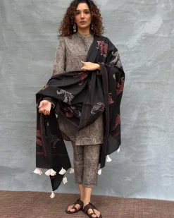 Drifting Through Dawn Blockprinted Cotton Dupatta