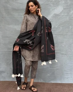 Drifting Through Dawn Blockprinted Cotton Dupatta