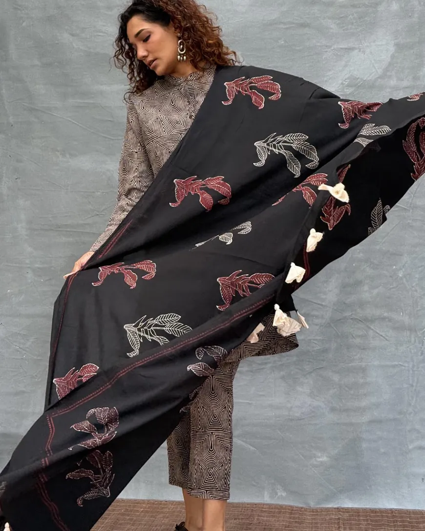 Drifting Through Dawn Blockprinted Cotton Dupatta