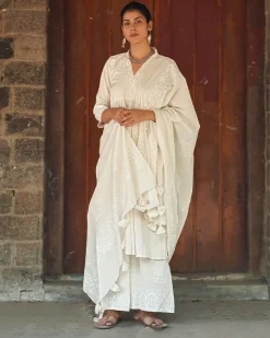 Feather Tide Ivory Block Printed Dupatta - SFD
