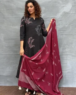 Flicker of Fireflies Blockprinted Cotton Dupatta