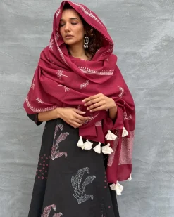 Flicker of Fireflies Blockprinted Cotton Dupatta