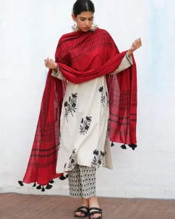 Gaia Blockprinted Cotton Dupatta - NOMAD