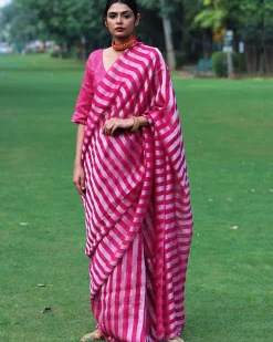 Gulaab Handwoven Linen Saree - Bageecha