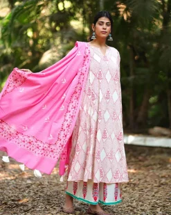 Gulmohar’s Grace Pink Block Printed Dupatta - MMG