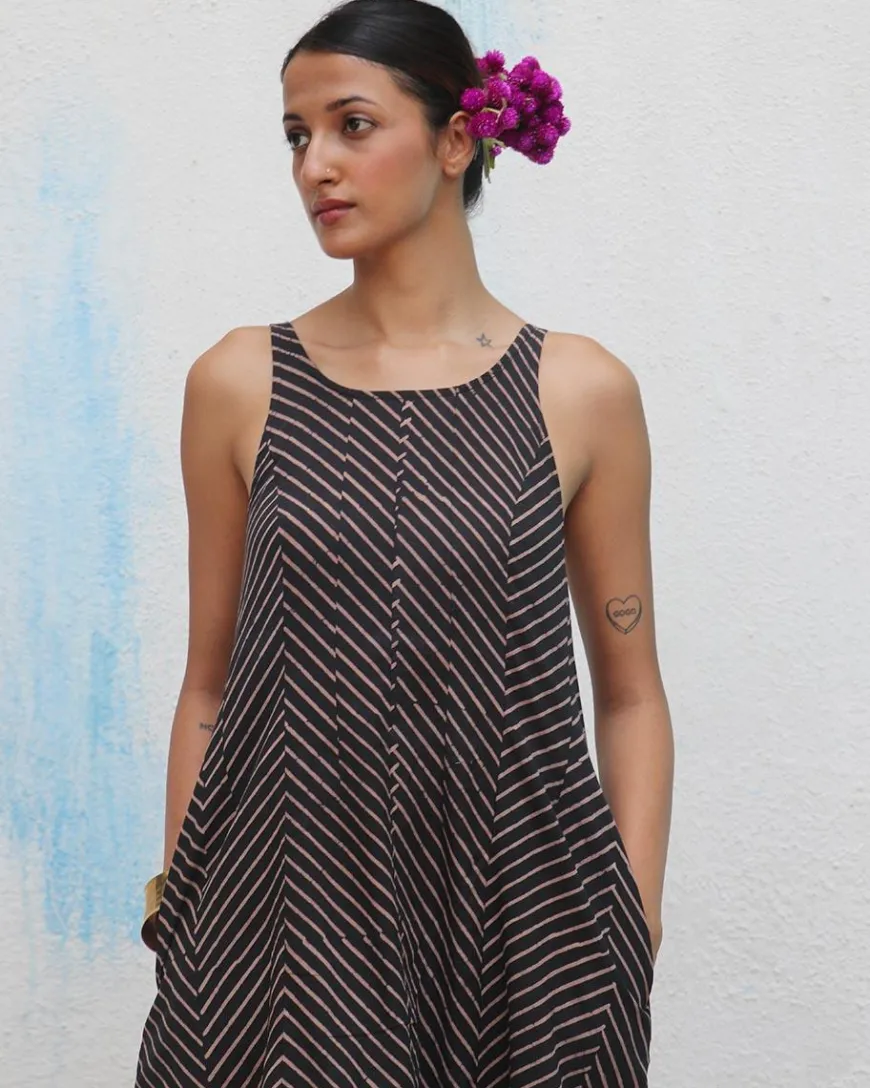 Gul-nari Blockprinted Cotton Dress - Flower Girl