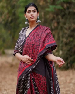 Gulon Mein Rang Brown Block Printed Saree - WW