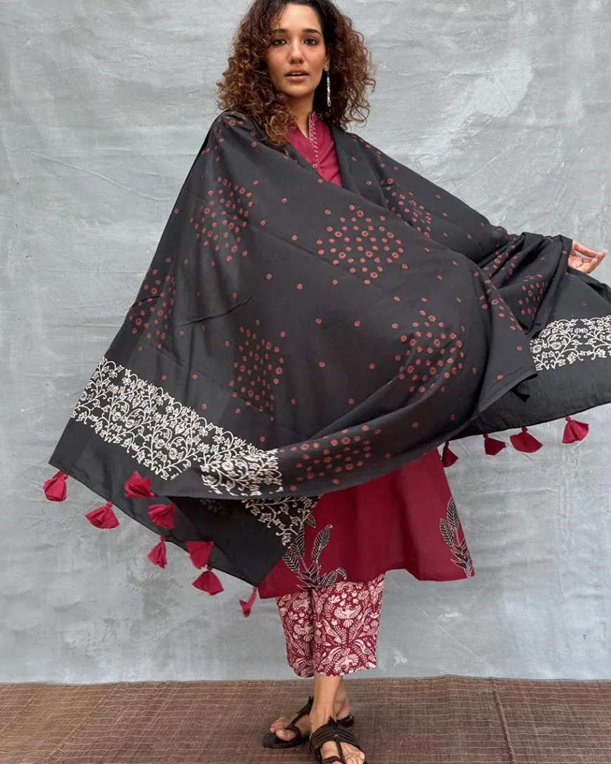 Hymn of Hills Blockprinted Cotton Dupatta