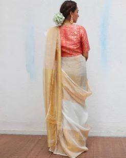 Indumukhi Handwoven Linen Zari Saree - Onam