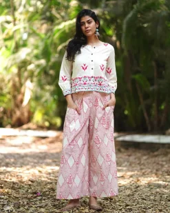 Iris’ Innocence Ivory Block Printed Blouse - MMG