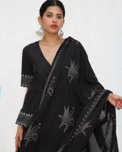 Isla Blockprinted Cotton Saree  - NOMAD