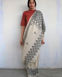 Ivory Grey Block Printed Cotton Mul Saree - God