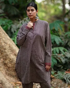 Jharna Si Tu Brown Block Printed Cotton Kurta Set - WW