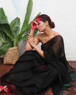 Kalavati Handwoven Linen Saree - Kaali