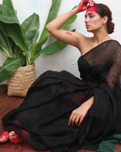 Kalavati Handwoven Linen Saree - Kaali