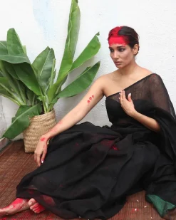 Kalavati Handwoven Linen Saree - Kaali