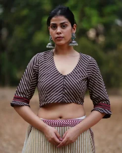 Kaliyon Ka Chaman Brown Block Printed Cotton Blouse - WW