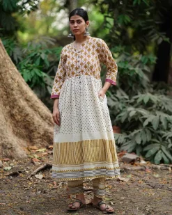 Koyal Si Tu Ivory Block Printed Cotton Kurta set- WW