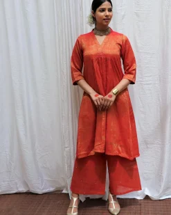 Lali Handwoven Cotton Zari Kurta Set - Zari