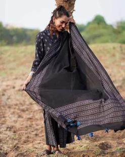 Liquid Grace Blockprinted Cotton Dupatta-WWB