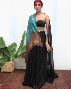 Mahamaya Handwoven Linen Saree - Kaali