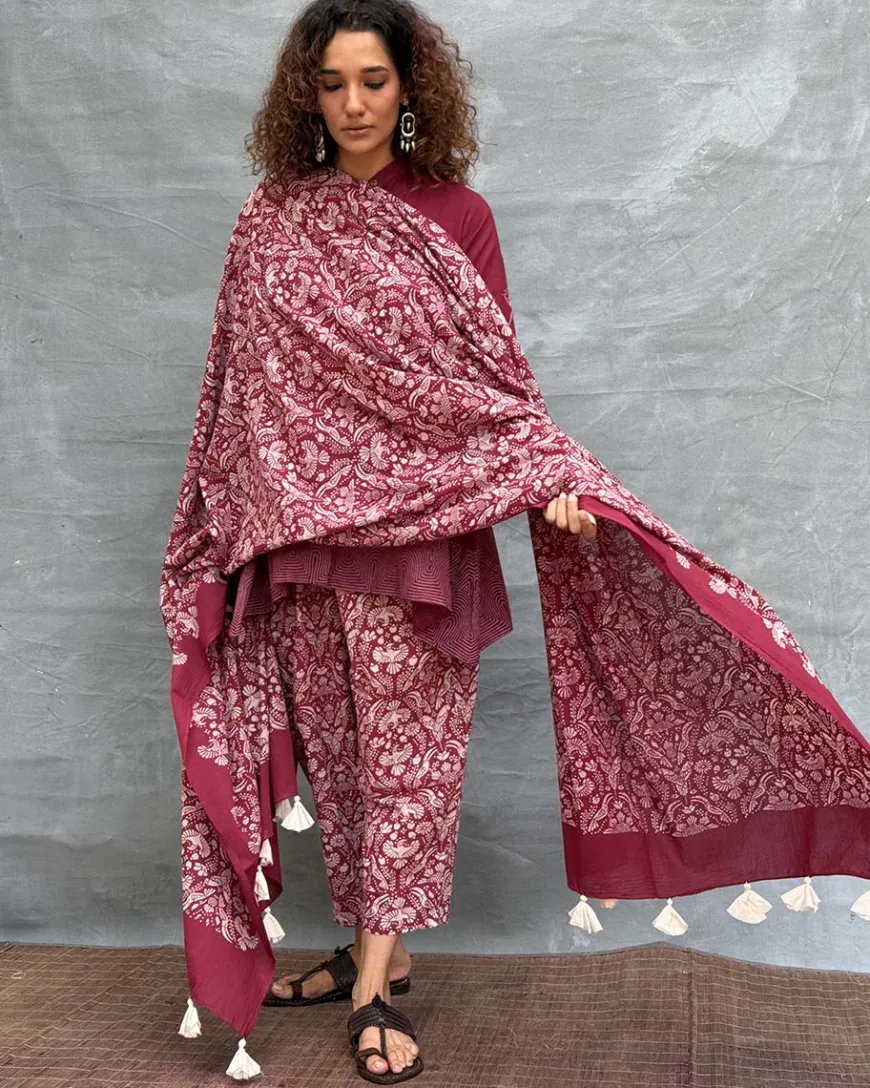 Melody of Meadows Blockprinted Cotton Dupatta