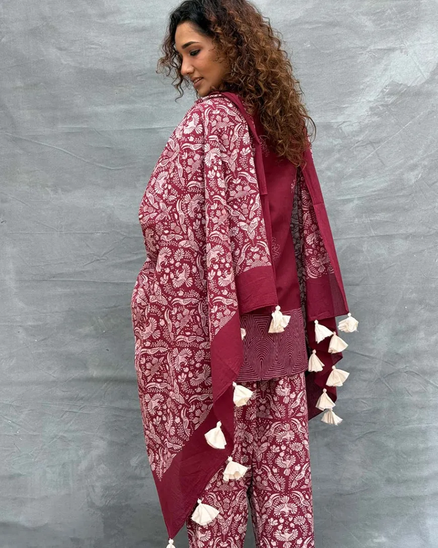 Melody of Meadows Blockprinted Cotton Dupatta