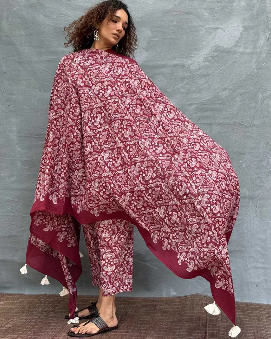 Melody of Meadows Blockprinted Cotton Dupatta