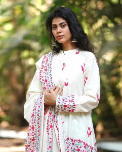 Mogra’s Magic Ivory Handblock Dupatta - MMG