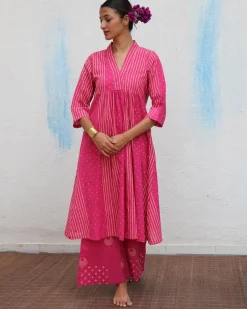 Mrinali Block printed Cotton Kurta Set - Flower Girl