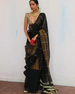 Mrinmoyee Handwoven Linen Zari Saree
