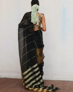 Mrinmoyee Handwoven Linen Zari Saree