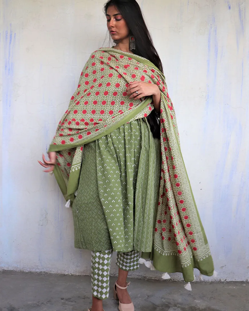 Olive Green Pure Cotton Blockprinted Dupatta-Ajooni