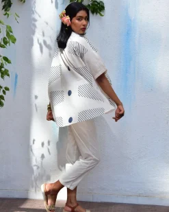 Opulent Whispers Handblockprinted Cotton Top - Vnmn